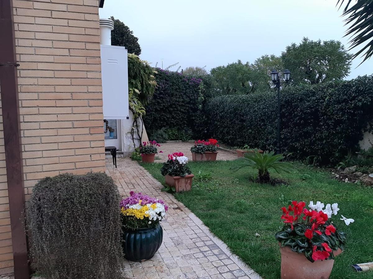 B&B Sofia Фьюмичино Экстерьер фото